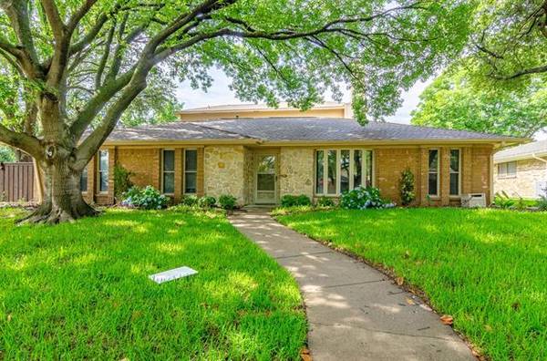 2400 Regal Road, Plano, TX 75075