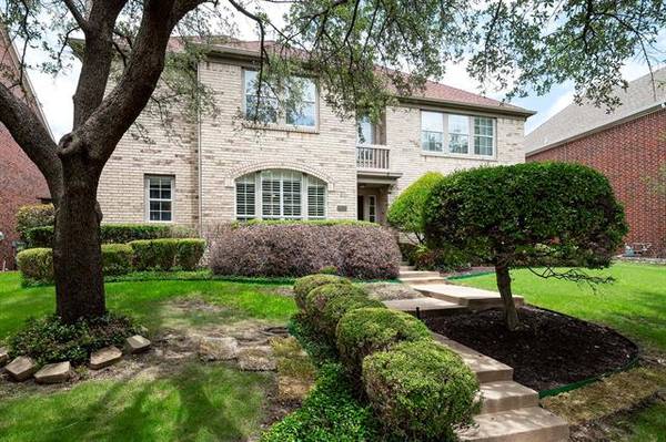 2213 Yaupon Drive, Irving, TX 75063