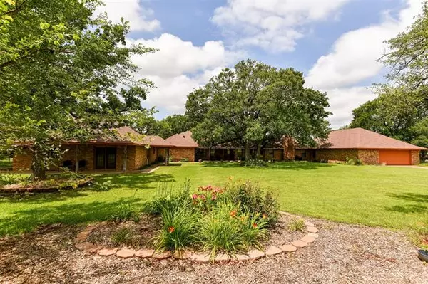 Granbury, TX 76049,3211 N Chaparral Estates Court