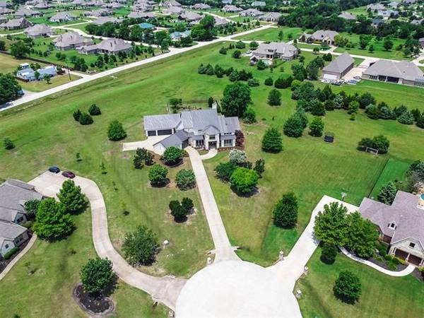 755 Palomino Drive, Lucas, TX 75002