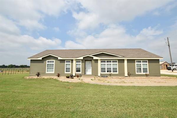 457 County Road 530,  Stephenville,  TX 76401