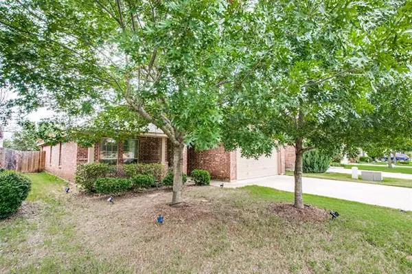 Fort Worth, TX 76244,11512 Round Leaf Drive