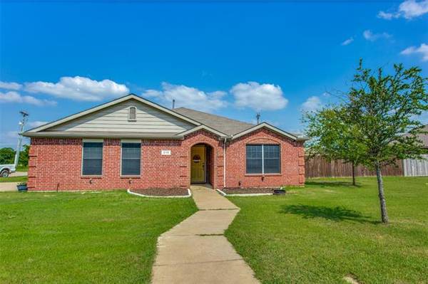 210 Frio Street, Bells, TX 75414