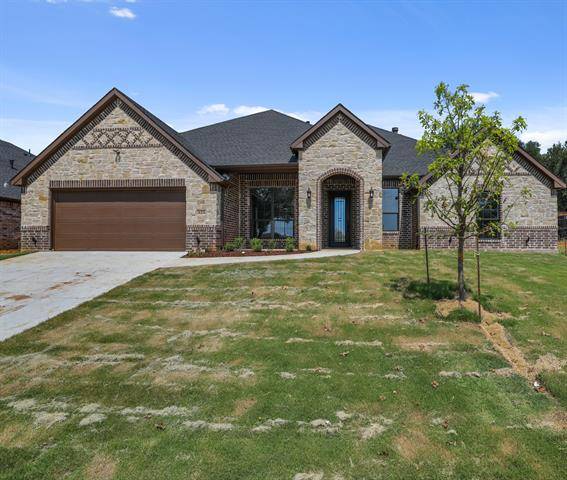 325 Norman Drive, Euless, TX 76040