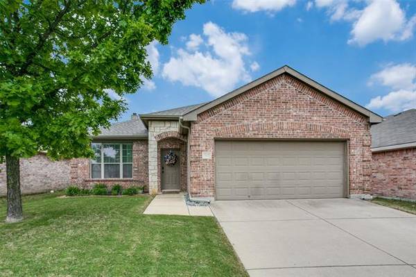 13221 Settlers Trail, Fort Worth, TX 76244