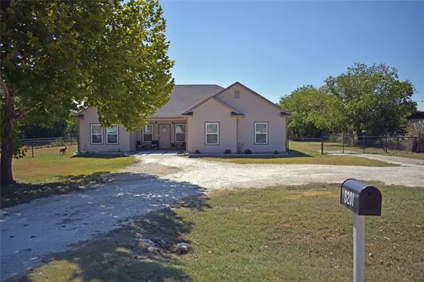 Joshua, TX 76058,3201 Skylark Street