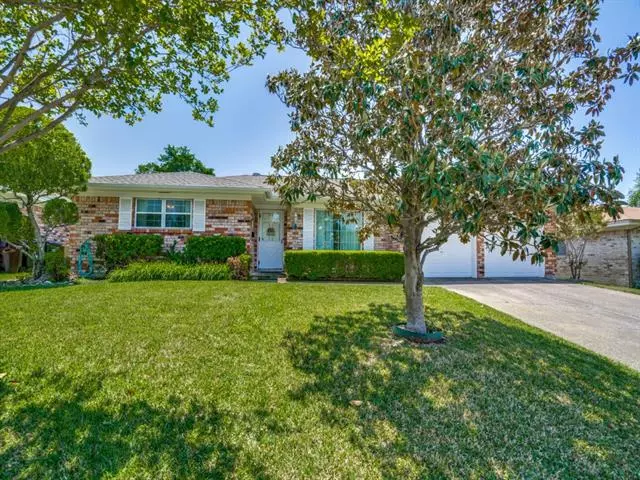 2912 Briarwood Drive, Plano, TX 75074