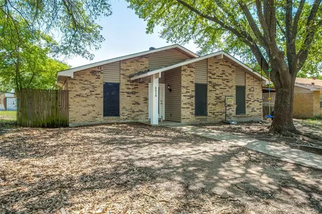 6414 Casa Vista Drive, Garland, TX 75043