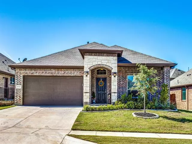 9113 Bronze Meadow Drive, Fort Worth, TX 76131