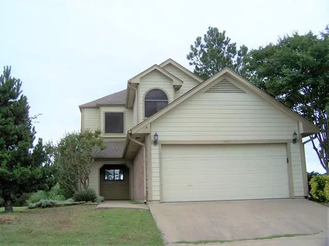 1921 Tanglewood Boulevard, Pottsboro, TX 75076