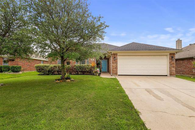 706 Lakeview Drive, Alvarado, TX 76009