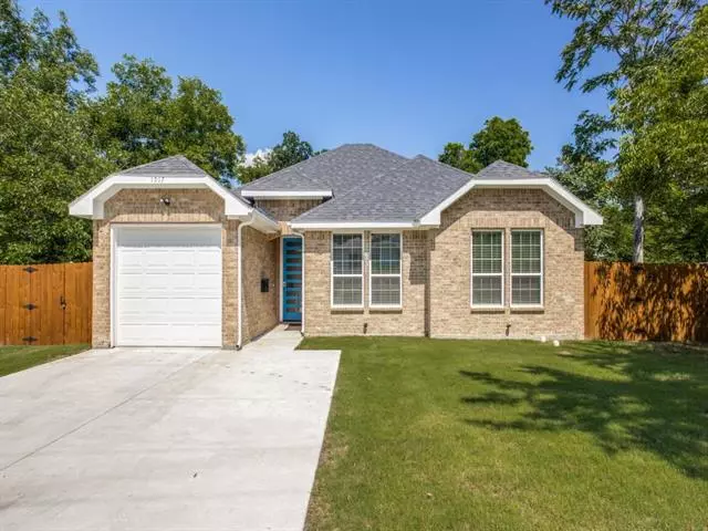 1517 Wesley Street, Greenville, TX 75401