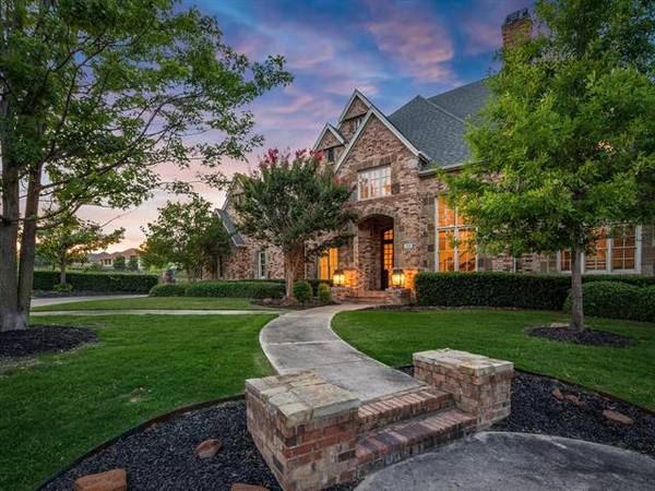 200 Compton Court, Colleyville, TX 76034