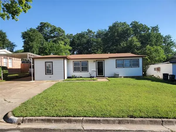 6017 Prothrow Street, Fort Worth, TX 76112