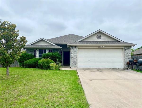 1210 Rye Glen Drive, Midlothian, TX 76065