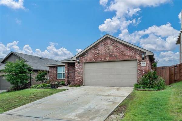 4108 Sandalwood Court, Heartland, TX 75126