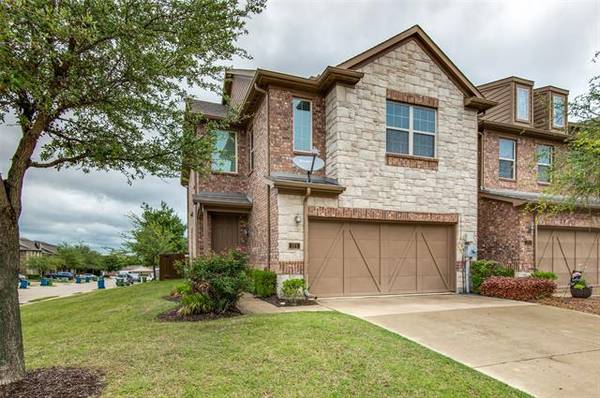 371 Dublin Street, Lewisville, TX 75067