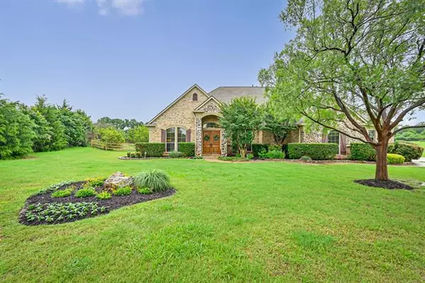 Burleson, TX 76028,8104 Plum Creek Trail