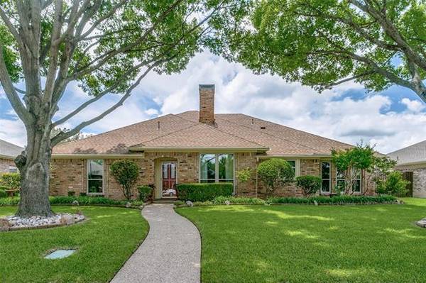 2216 Primrose Drive, Richardson, TX 75082