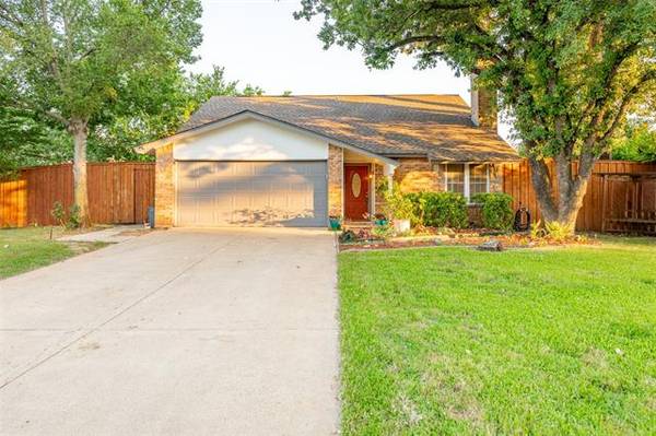 2728 Willow Bend, Bedford, TX 76021