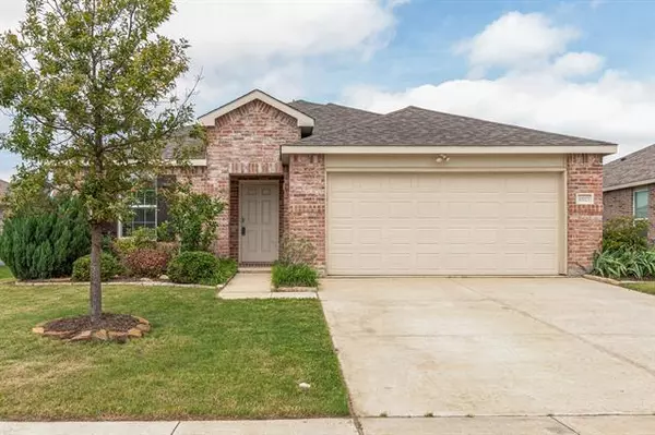 10025 Calcite Drive, Fort Worth, TX 76131