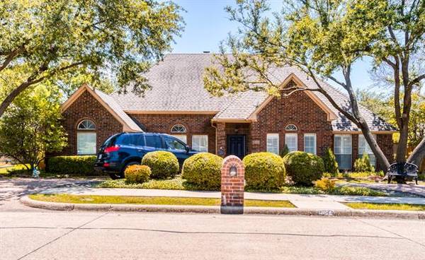 3844 Kelly Boulevard, Carrollton, TX 75007