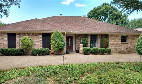 2409 Glen Morris Road, Carrollton, TX 75007