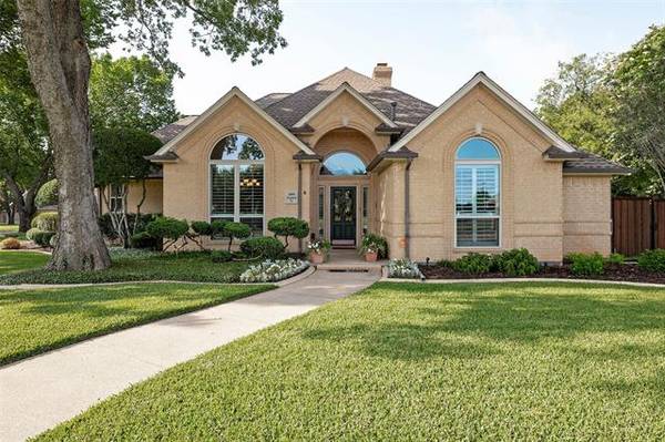 1009 Dogwood Court, Colleyville, TX 76034