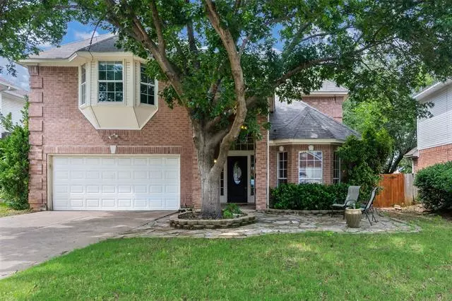 1806 Hunters Ridge Drive, Grapevine, TX 76051