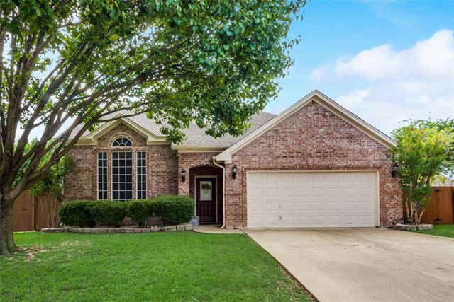 613 Dorchester Lane, Mansfield, TX 76063