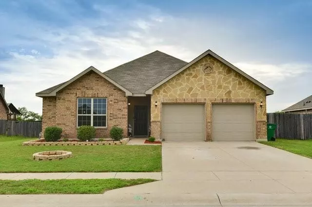 261 Saddlebrook Lane, Waxahachie, TX 75165