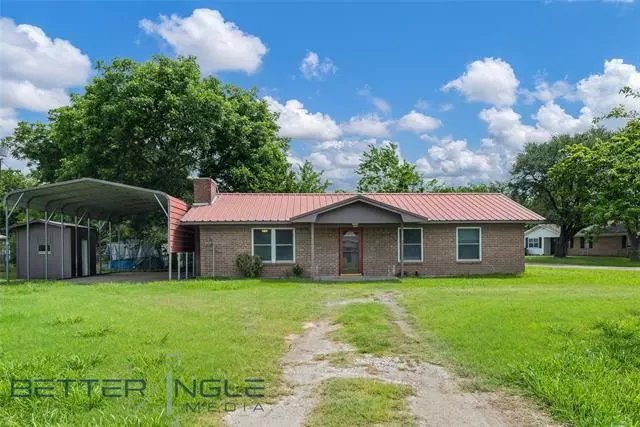 111 Mcanally Drive, Mabank, TX 75147