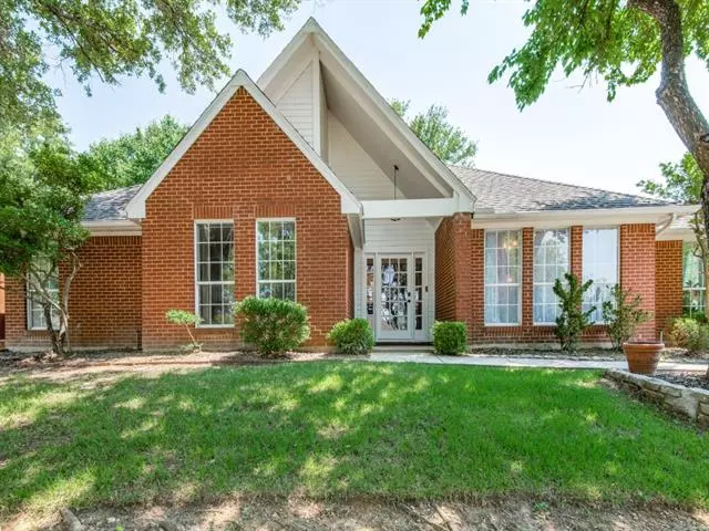 2405 Pebblebrook Court, Grand Prairie, TX 75050