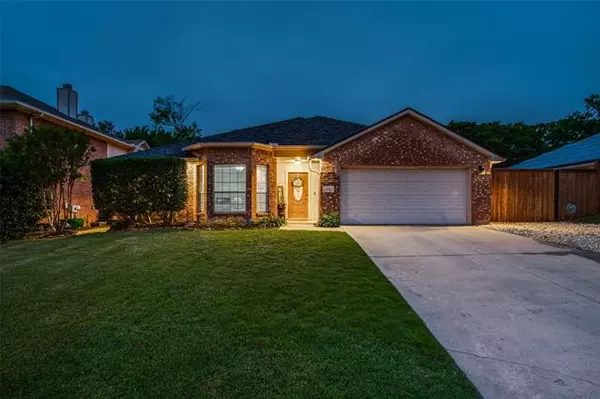 7112 Chaucer Drive, Denton, TX 76210