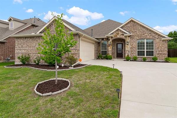 5209 Hidden Creek Road, Garland, TX 75043