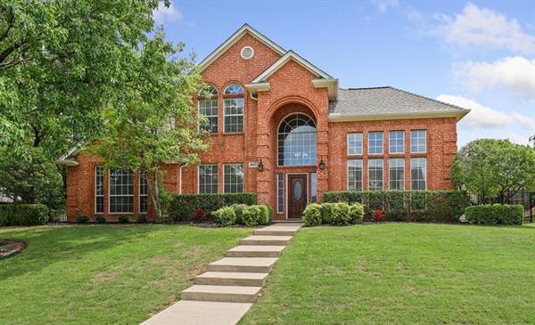 807 Hillcrest Trail, Southlake, TX 76092