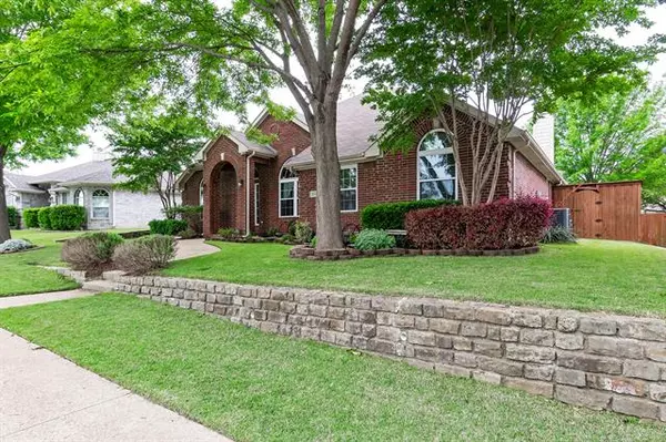 Rockwall, TX 75087,853 Redwood Trail