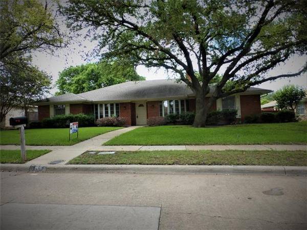 2621 Mollimar Drive, Plano, TX 75075