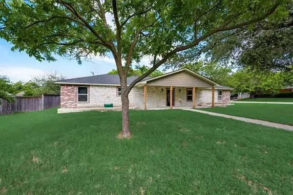 Benbrook, TX 76116,3900 Sundown Drive