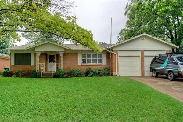 5054 Cockrell Avenue, Fort Worth, TX 76133