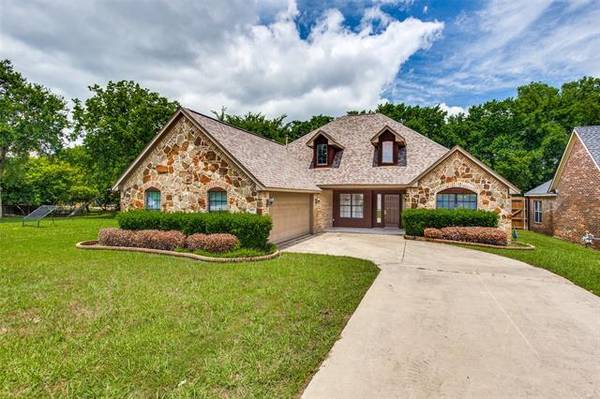 105 Rushcreek Drive, Wylie, TX 75098