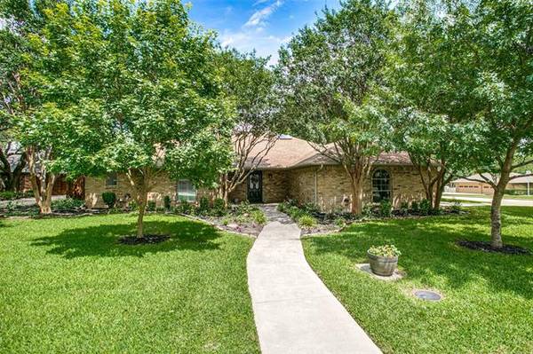 402 Rolling Hills Circle, Coppell, TX 75019