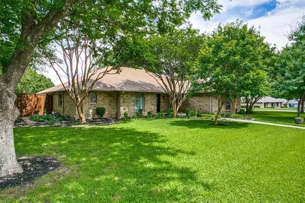 Coppell, TX 75019,402 Rolling Hills Circle