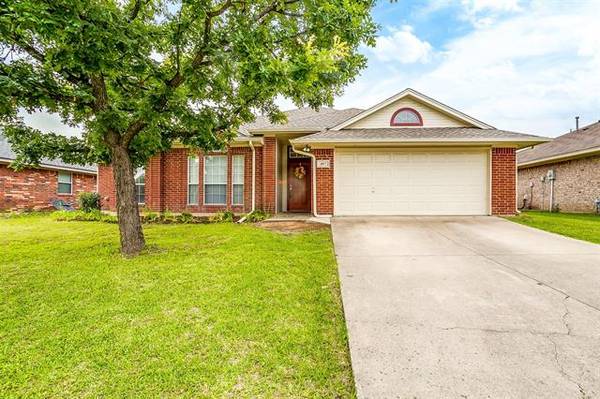 407 Harvest Hill Lane, Venus, TX 76084