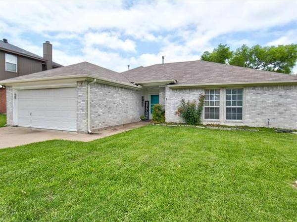 1120 Judy Street, White Settlement, TX 76108