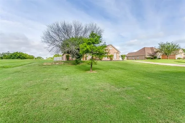 Joshua, TX 76058,5637 County Road 1022