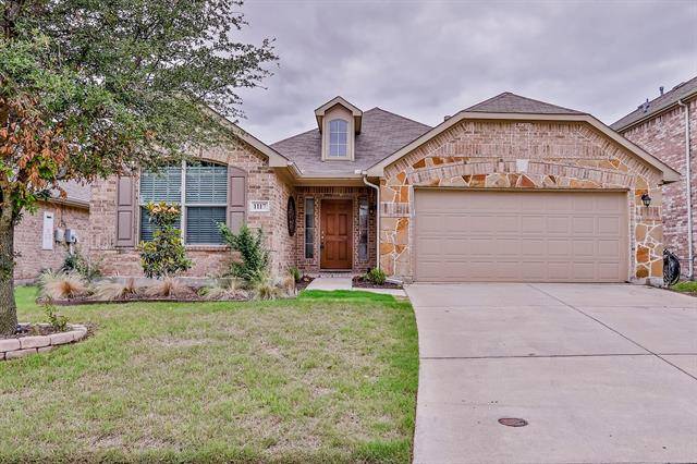 1117 Crest Meadow Drive, Fort Worth, TX 76052