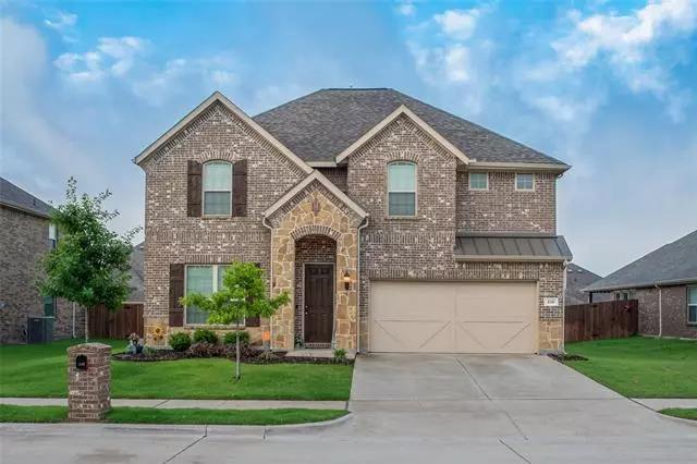 450 Rockaway Drive, Midlothian, TX 76065