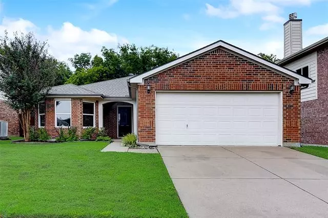 2413 Graystone Drive, Little Elm, TX 75068