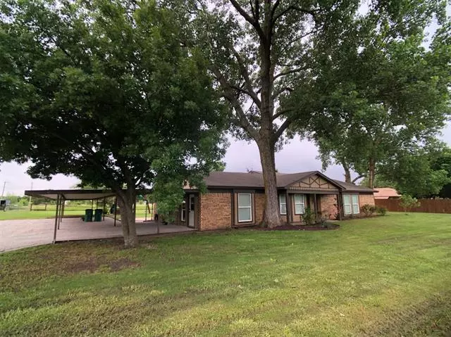 3008 Camaro Drive, Crowley, TX 76036